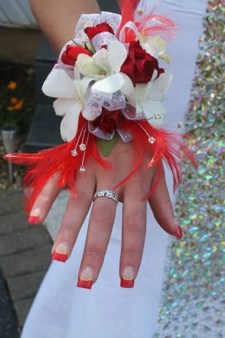 Boutonniere or corsage